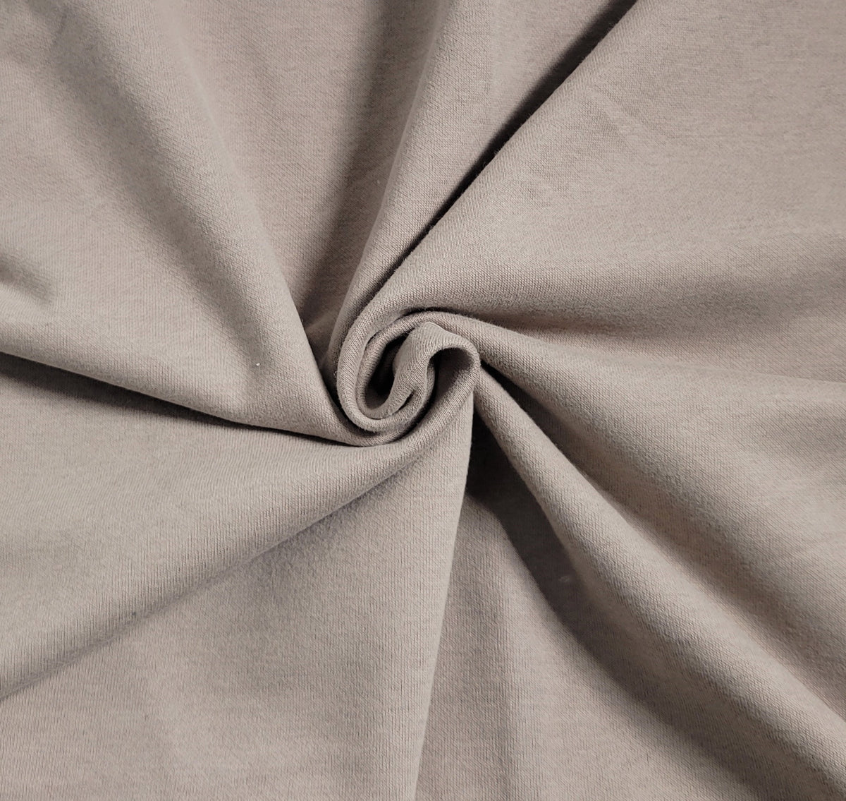 mocha brown cotton polyester sweatshirt fleece knit fabric perfect for the winter for zip ups, kids apparel, blankets, pjs