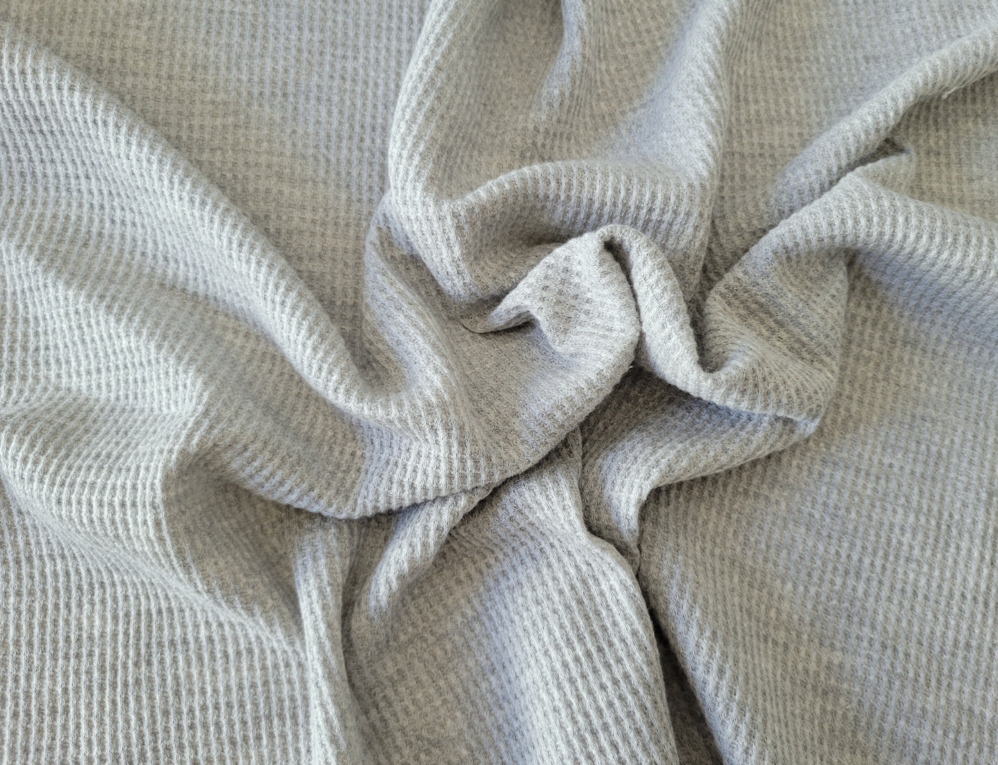 Cotton Blend Thermal Knit Fabric Heather Gray 140GSM